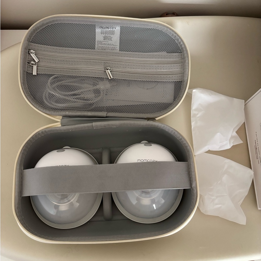 Momcozy M5 Wearable Breast Pump with Case